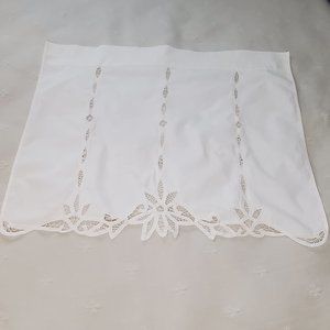 Battenburg Cafe Curtains